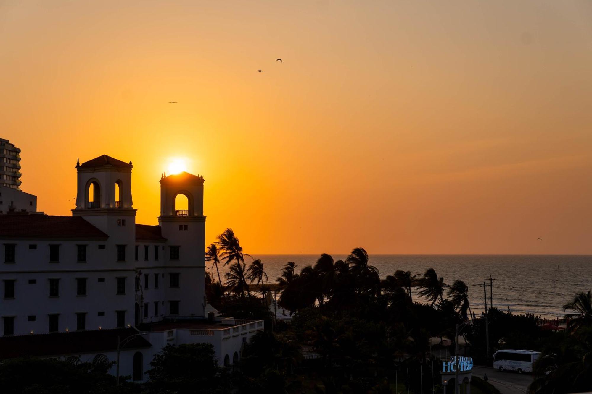 Hotel Caribe By Faranda Grand, A Member Of Radisson Individuals Картахена Экстерьер фото